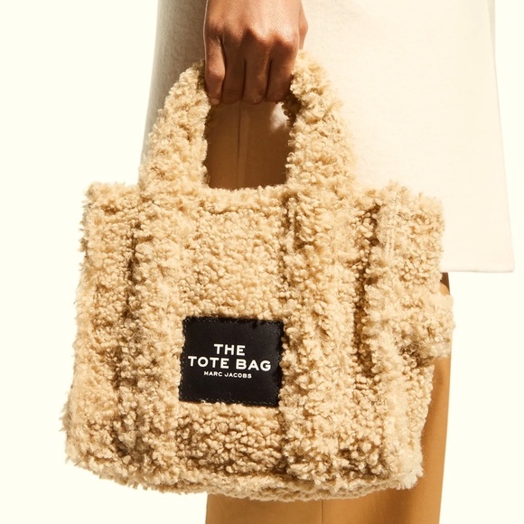 MARC JACOBS
MIni Khaki Tote Bag - Picture 9 of 10